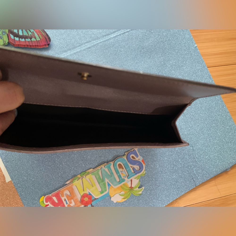 Gucci 2 in 1 chrome wallet - Picture 7 of 7